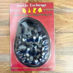 Cookie Exchange Santa Mini Bake Pan